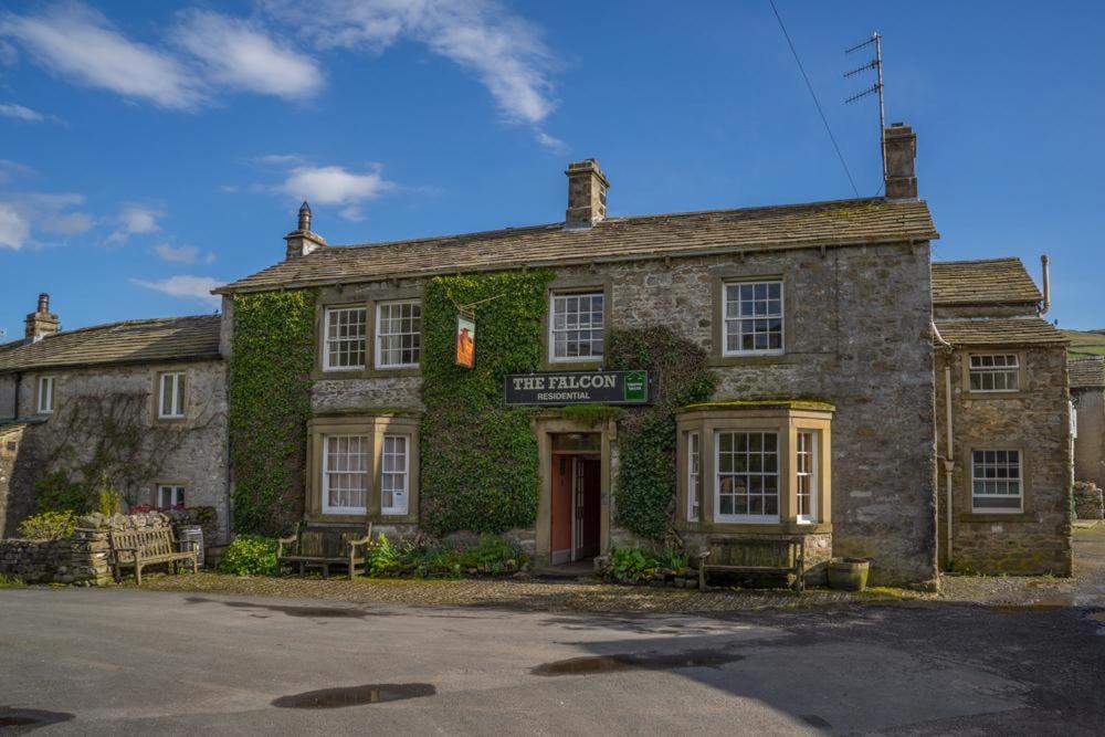 The Falcon Inn Arncliffe Esterno foto